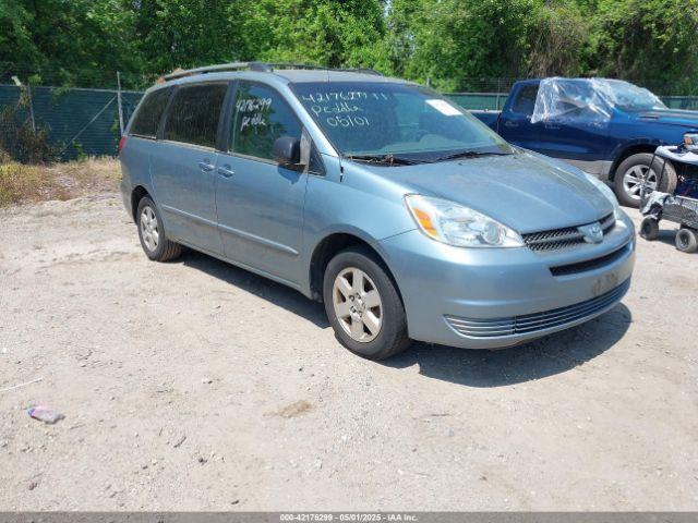  Salvage Toyota Sienna