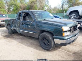  Salvage Chevrolet Silverado 1500