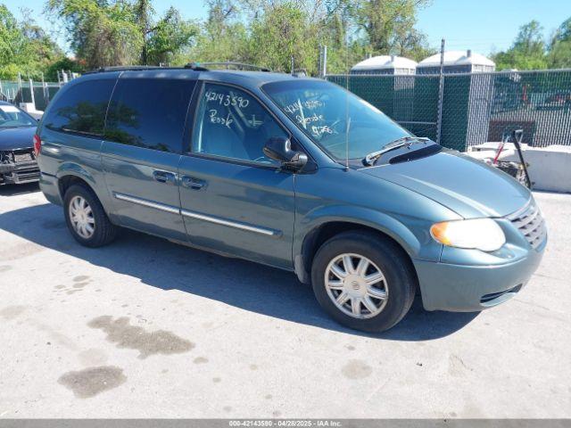  Salvage Chrysler Town & Country