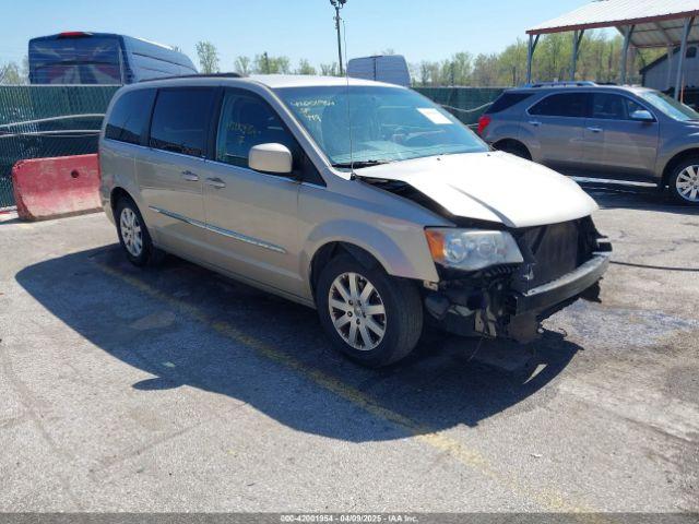  Salvage Chrysler Town & Country