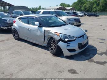  Salvage Hyundai VELOSTER