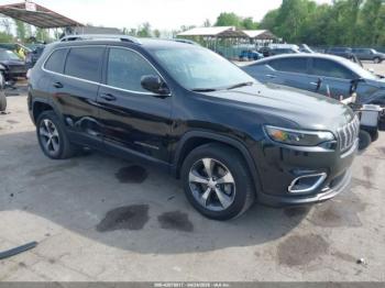  Salvage Jeep Cherokee