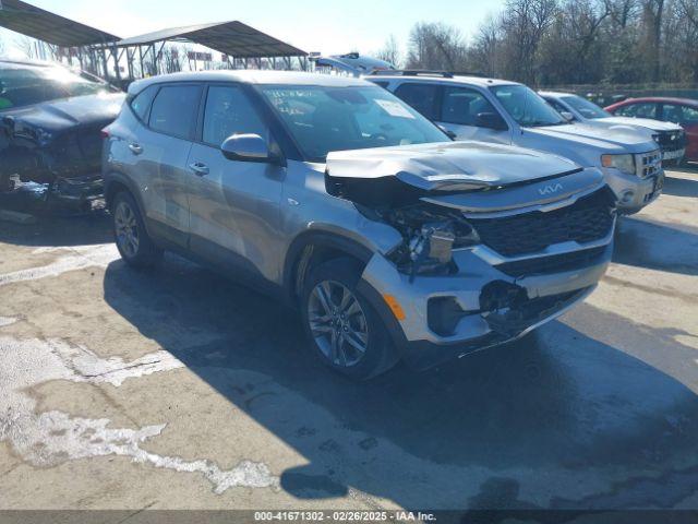  Salvage Kia Seltos