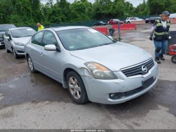  Salvage Nissan Altima