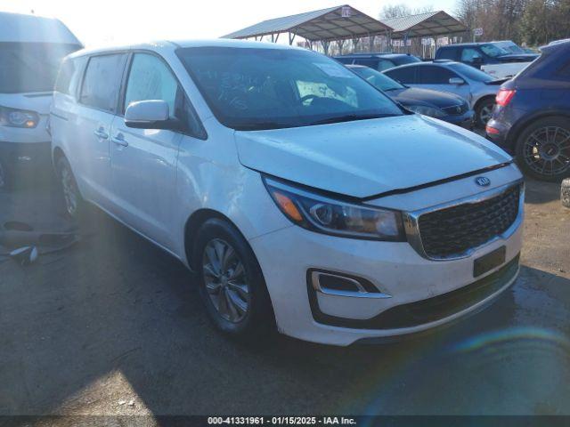  Salvage Kia Sedona