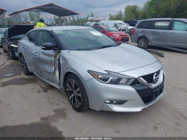  Salvage Nissan Maxima