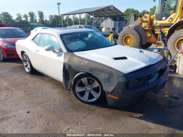  Salvage Dodge Challenger