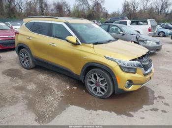  Salvage Kia Seltos