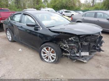  Salvage Chrysler 200