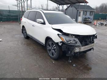  Salvage Nissan Pathfinder