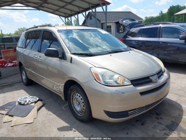  Salvage Toyota Sienna