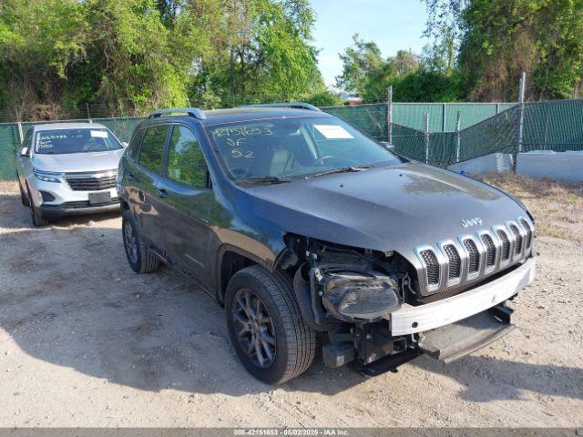 Salvage Jeep Cherokee