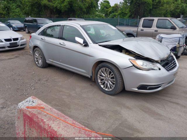  Salvage Chrysler 200