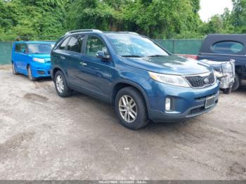  Salvage Kia Sorento