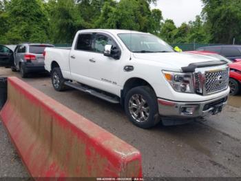  Salvage Nissan Titan