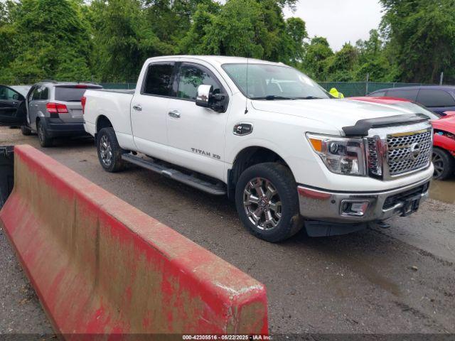  Salvage Nissan Titan