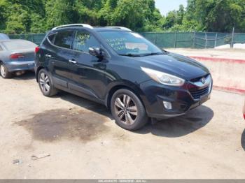  Salvage Hyundai TUCSON