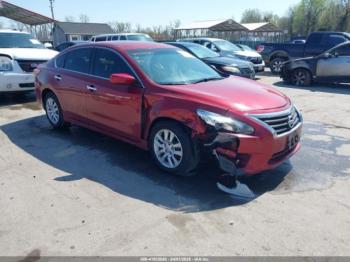  Salvage Nissan Altima