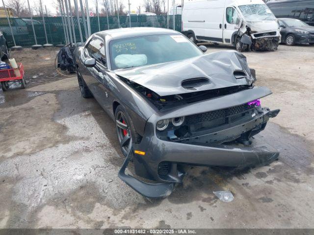  Salvage Dodge Challenger
