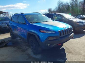  Salvage Jeep Cherokee
