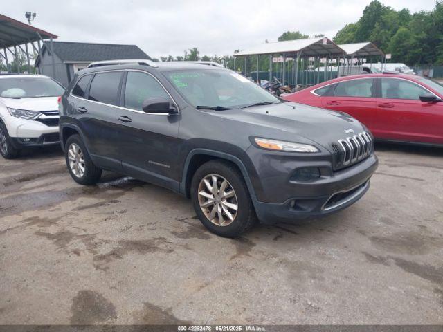  Salvage Jeep Cherokee