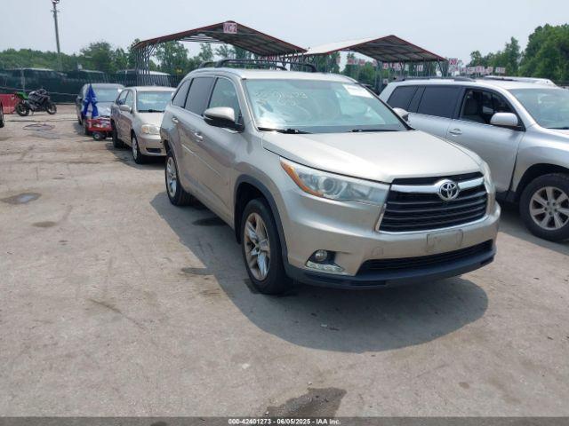  Salvage Toyota Highlander