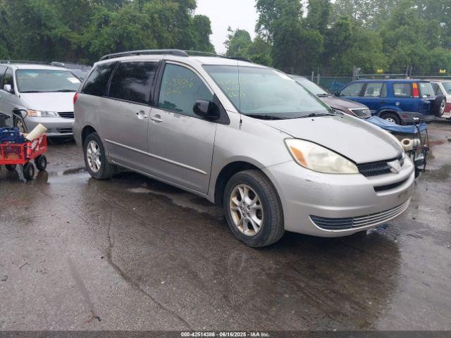  Salvage Toyota Sienna