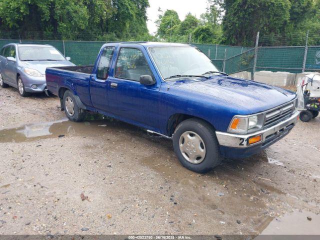  Salvage Toyota Pickup
