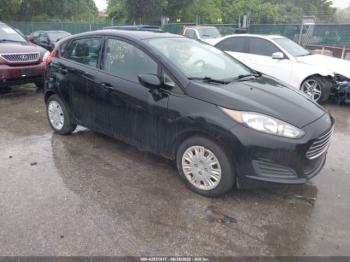  Salvage Ford Fiesta