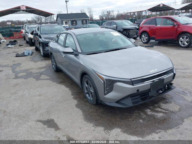  Salvage Kia K4