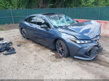 Salvage Toyota Avalon
