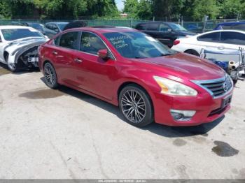  Salvage Nissan Altima