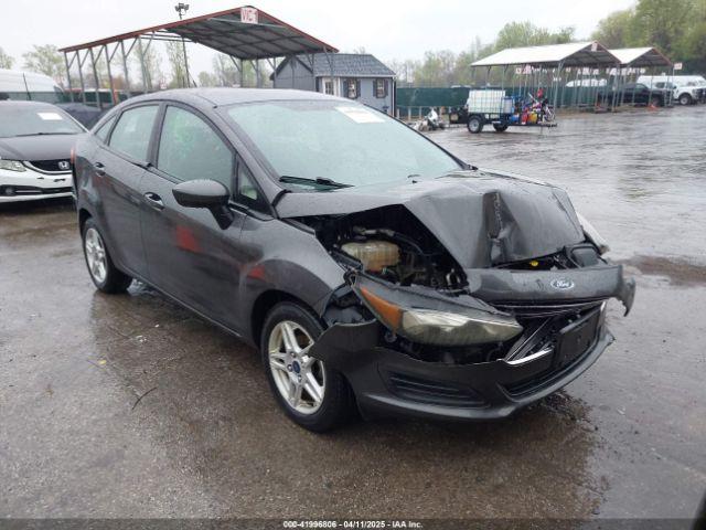  Salvage Ford Fiesta