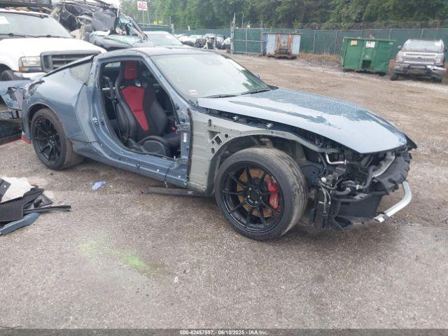  Salvage Nissan Z