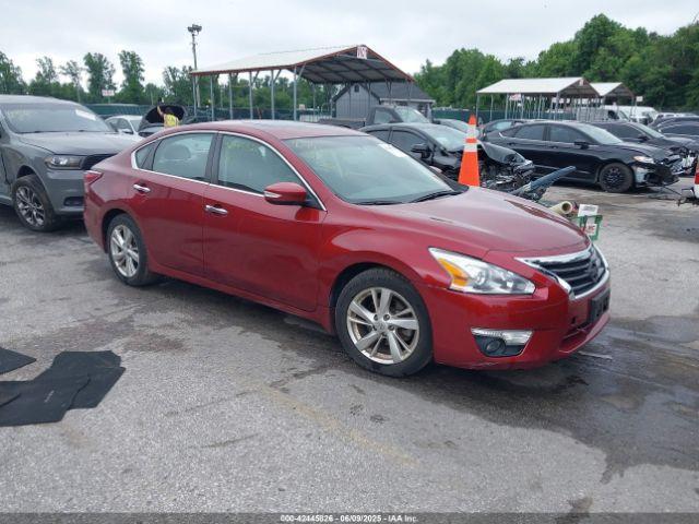  Salvage Nissan Altima