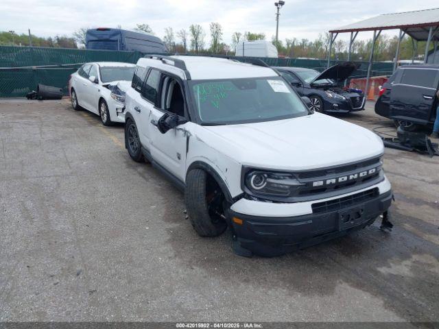  Salvage Ford Bronco