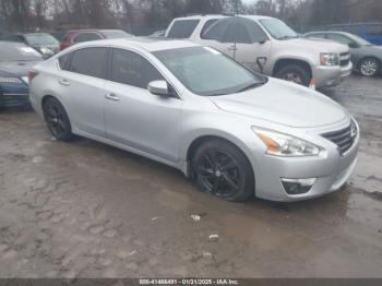  Salvage Nissan Altima
