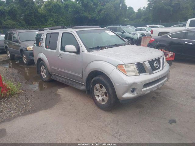  Salvage Nissan Pathfinder