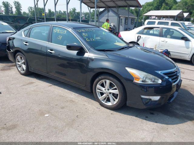  Salvage Nissan Altima