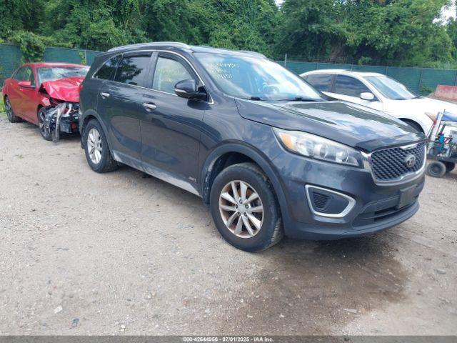  Salvage Kia Sorento