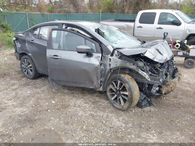  Salvage Nissan Versa