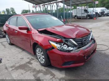  Salvage Nissan Altima