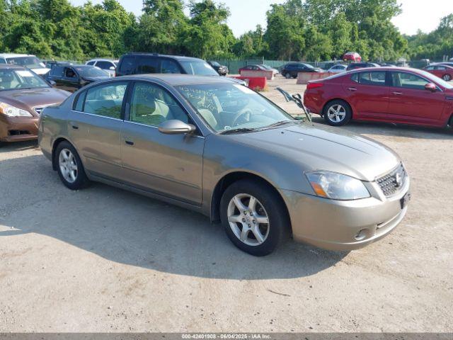  Salvage Nissan Altima