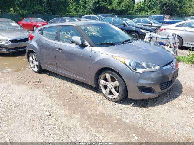  Salvage Hyundai VELOSTER