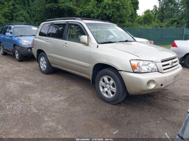  Salvage Toyota Highlander