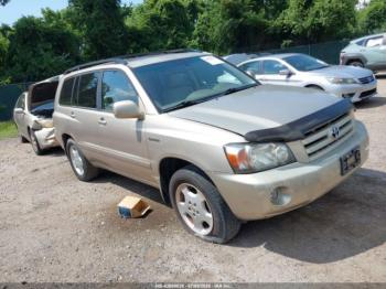  Salvage Toyota Highlander