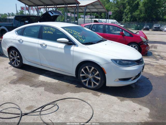  Salvage Chrysler 200