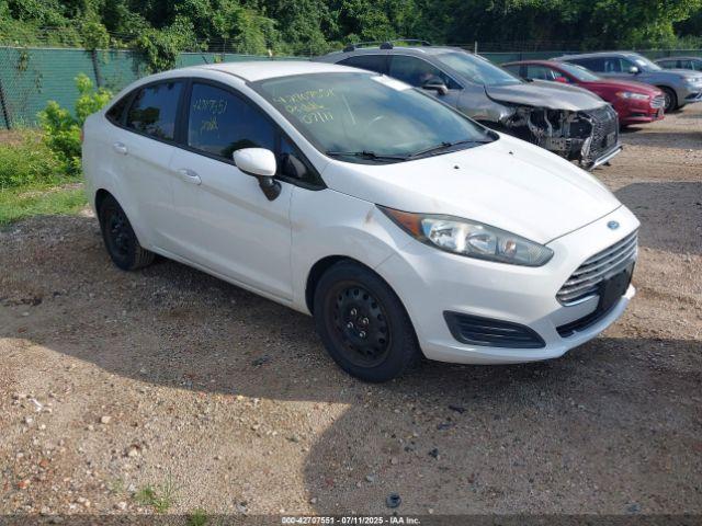  Salvage Ford Fiesta