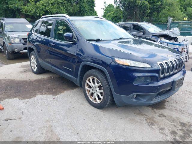  Salvage Jeep Cherokee