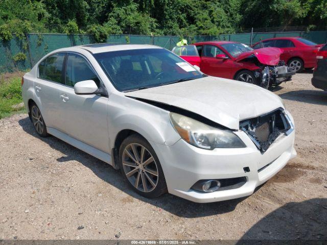  Salvage Subaru Legacy